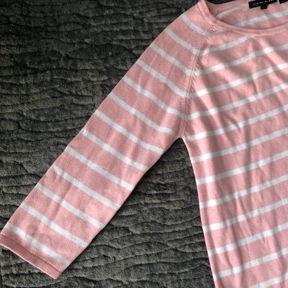 Sale: 5 for $10 - Jeanne Pierre lightweight sweater - Picture 3 of 4